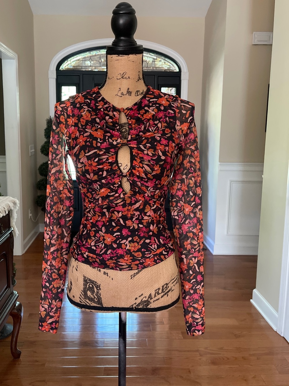 MinkPink Sorento long sleeve floral print sheer mesh black orange pink top small